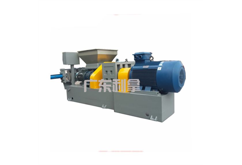 廣東利拿實業：創新引領，打造高效橡膠過濾與熔噴布擠出設備